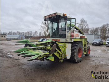 Силажокомбайн CLAAS Jaguar