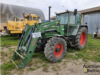 Трактор FENDT Farmer 300