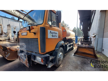 Камион цистерна