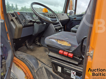 Камион с брезент Mercedes-Benz 614 D: снимка 5