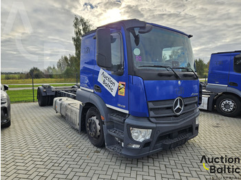 Шаси кабина MERCEDES-BENZ Actros 1843