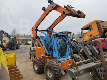 Мини челен товарач NEW HOLLAND