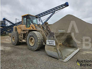 Колесен товарач VOLVO L180F
