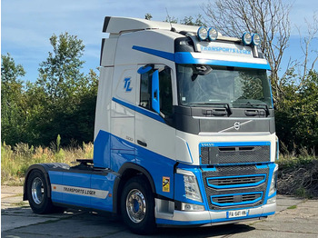 Влекач VOLVO FH 500