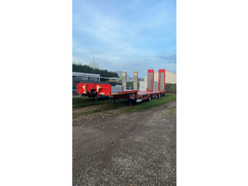 Нискорамна площадка полуремарке KÄSSBOHRER