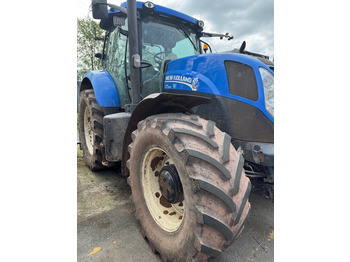Трактор NEW HOLLAND T7.200