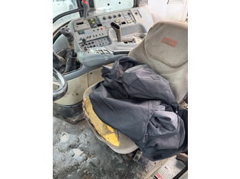 Трактор VALTRA T130: снимка 5