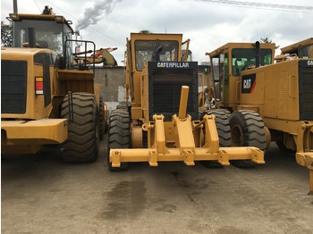 Грейдер CATERPILLAR 120H: снимка 2 Грейдер CATERPILLAR 120H: снимка 2