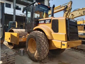 Валяк CATERPILLAR