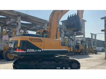 Верижен багер HYUNDAI 220LC-9S-excavator: снимка 4 Верижен багер HYUNDAI 220LC-9S-excavator: снимка 4