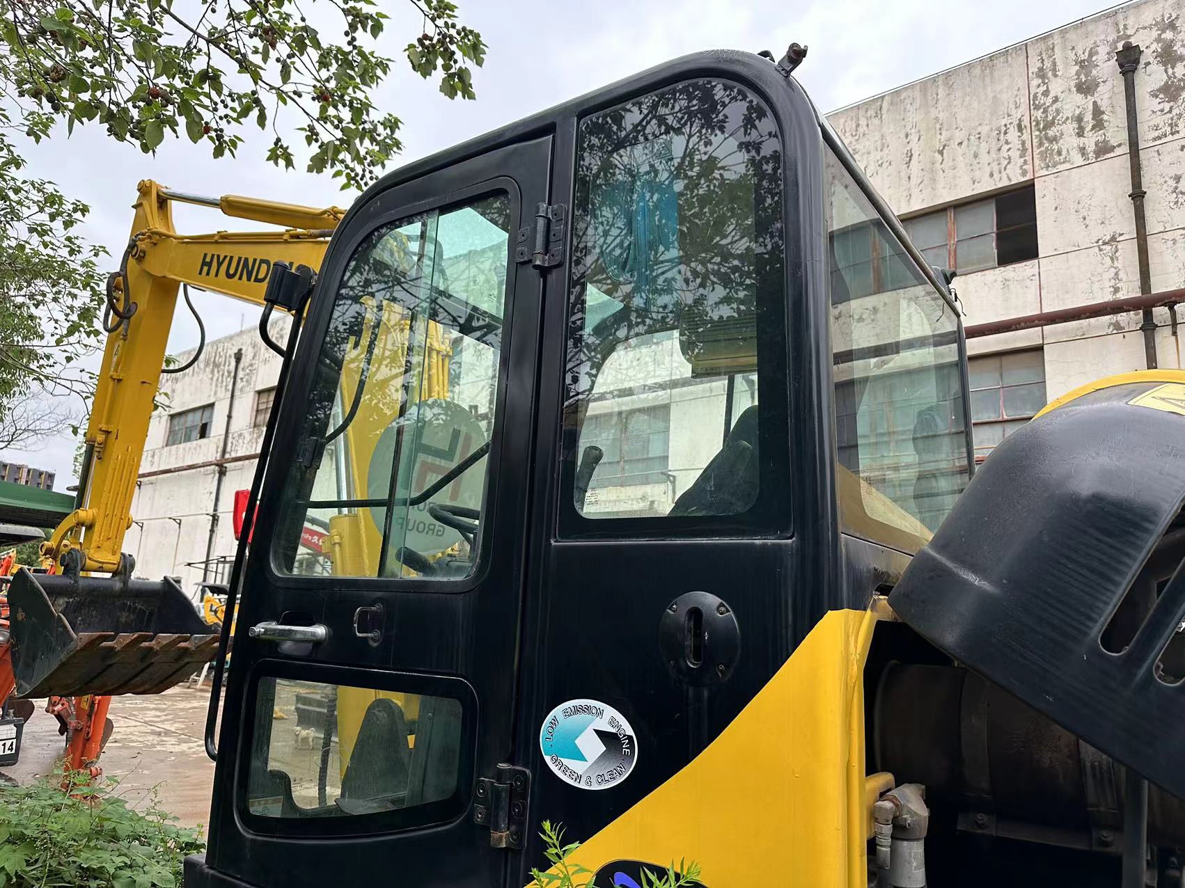 Колесен багер HYUNDAI 60W-7: снимка 3