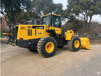 Колесен товарач KOMATSU WA380-6