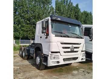Влекач SINOTRUK HOWO