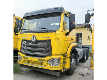 Влекач SINOTRUK HOWO
