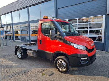 Влекач IVECO Daily