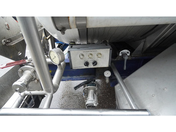 Полуремарке цистерна За превоз на хранителни стоки Burg 3 AXLE WATER TANK 32.000LTR: снимка 4