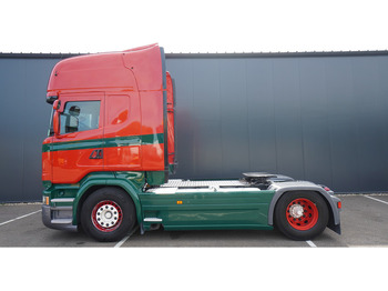 Влекач SCANIA R 450