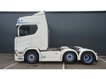 Влекач SCANIA R 450