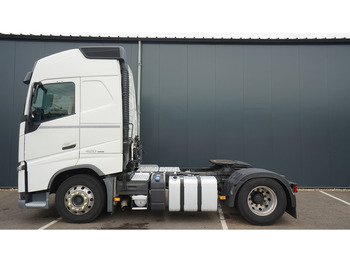 Влекач VOLVO FH 420