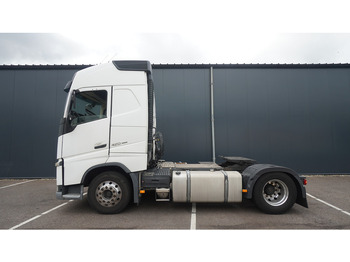 Влекач VOLVO FH 420