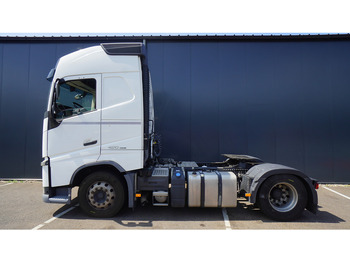 Влекач VOLVO FH 420