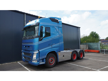 Влекач Volvo FH 540 6X4 EURO 6 GLOBETROTTER: снимка 3