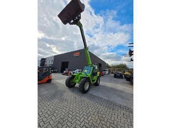 Телескопичен товарач MERLO