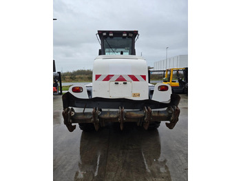 Грейдер New Holland F106.6: снимка 5