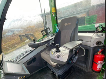 Харвестер John Deere 1070 D: снимка 3