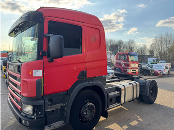 Влекач SCANIA P114