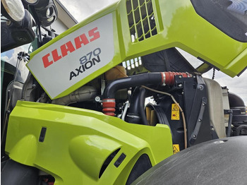 Трактор CLAAS Axion 870