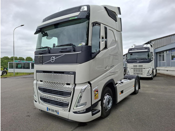 Влекач VOLVO FH