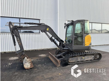 Мини багер VOLVO ECR50D