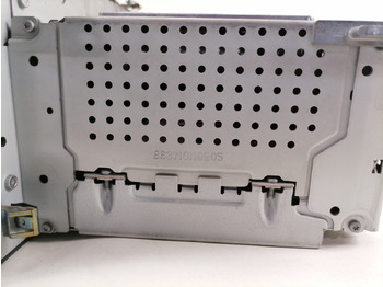 Електрическа система за Камион Mercedes-Benz Raadio A0004467662: снимка 5 Електрическа система за Камион Mercedes-Benz Raadio A0004467662: снимка 5