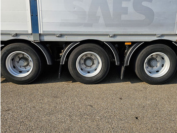 Бордово ремарке/ Платформа Fynkar K324T / 3 AXLE / TWIST-LOCKS / 2 X LIFT AXLE: снимка 5