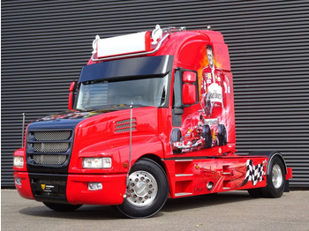 Влекач IVECO