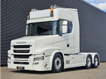 Влекач SCANIA T