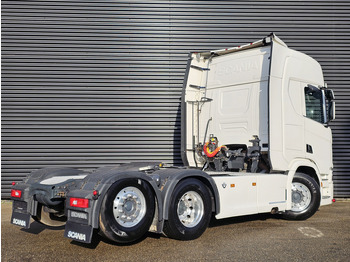 Влекач Scania R580 / V8 6X2 / RETARDER / FULL AIR: снимка 2
