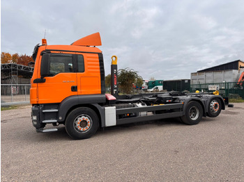 Мултилифт с кука камион MAN