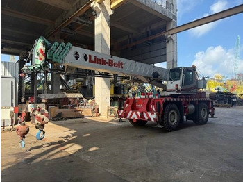 Кран за пресечени терени