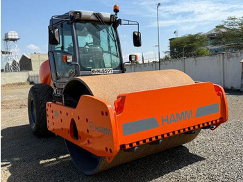 Компактор Hamm 320: снимка 3