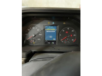 Камион цистерна MAN TGM18.250: снимка 5