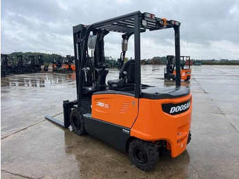 Нови Електрокар Doosan B35X-7 PLUS: снимка 2