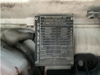Влекач Iveco S-Way 460 LNG: снимка 5