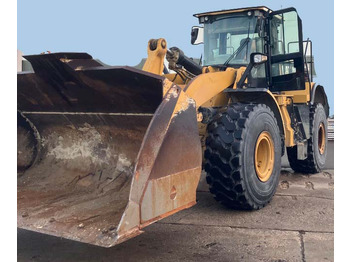 Товарач CATERPILLAR 966M