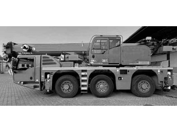 Автокран DEMAG