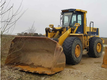 Колесен товарач KOMATSU WA470