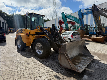 Колесен товарач Volvo L40 B-TP Radlader Gabel Schaufel SW: снимка 3
