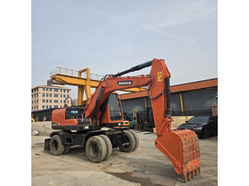Колесен багер DOOSAN DX150W