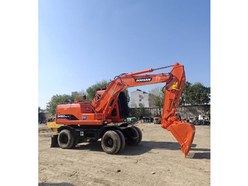 Колесен багер DOOSAN DH150W